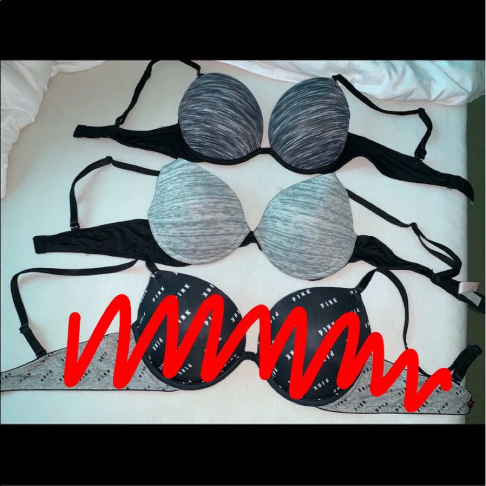 Pink Victoria secret Bra’s
